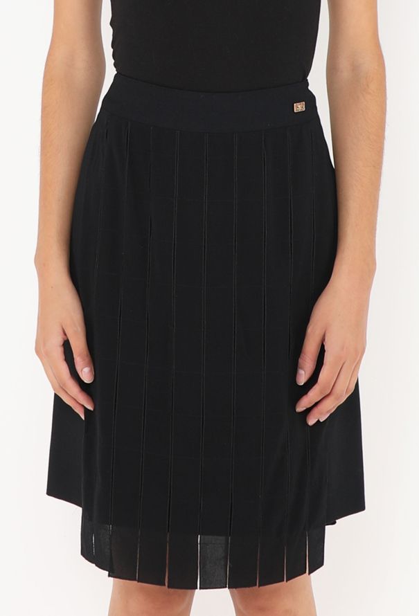 Chanel Classic Pleated 'CC' Skirt - 2