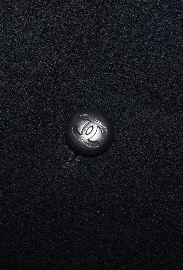 Chanel ICONIC S/S 1995 Bouclé 'CC' Jacket - 9