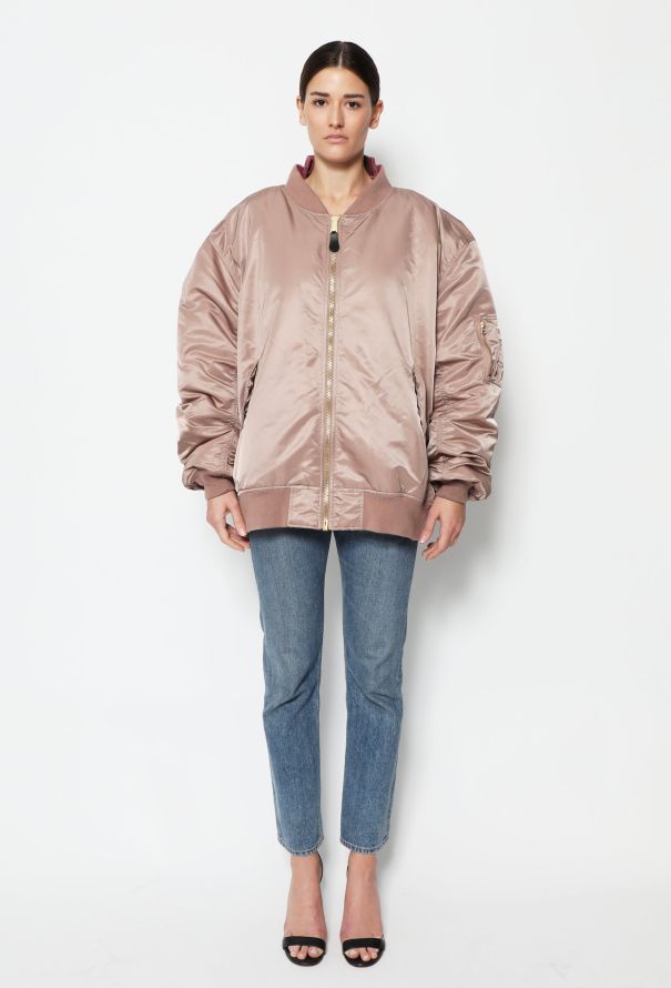 Vetements F/W 2018 x Alpha Industries Reversible Bomber - 5