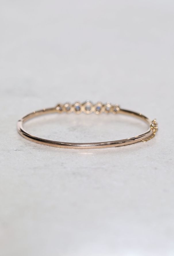 Vintage Fine Jewelry 18k Gold, Platinum, Sapphire & Diamond Bangle - 4