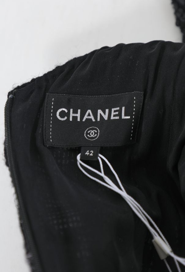 Chanel F/W 2019 Open-Back Ruffled Tweed Dress - 6