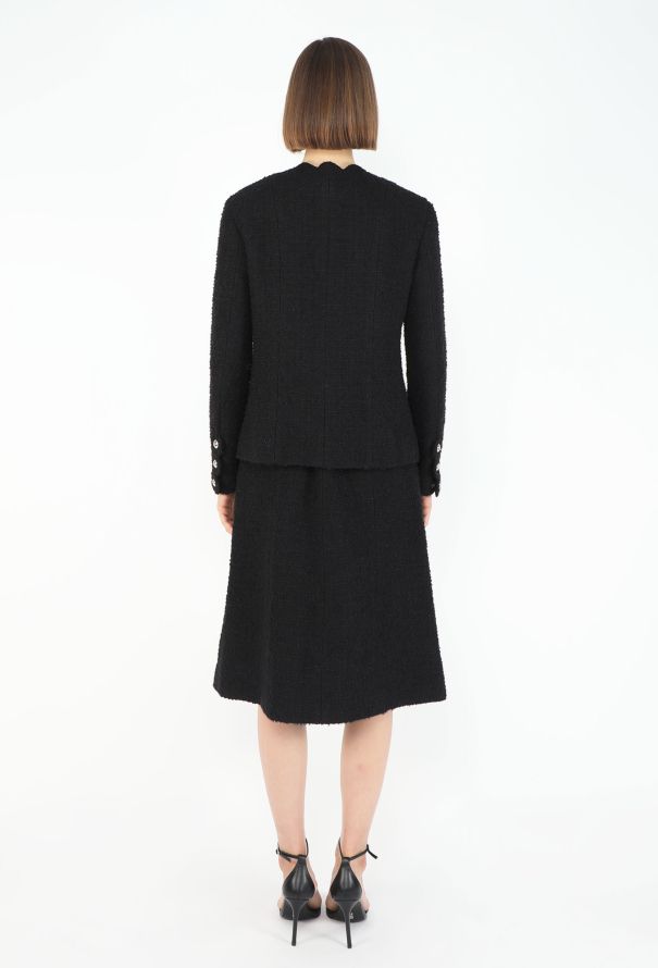 Chanel F/W 2020 Scalloped Tweed 'CC' Ensemble - 11