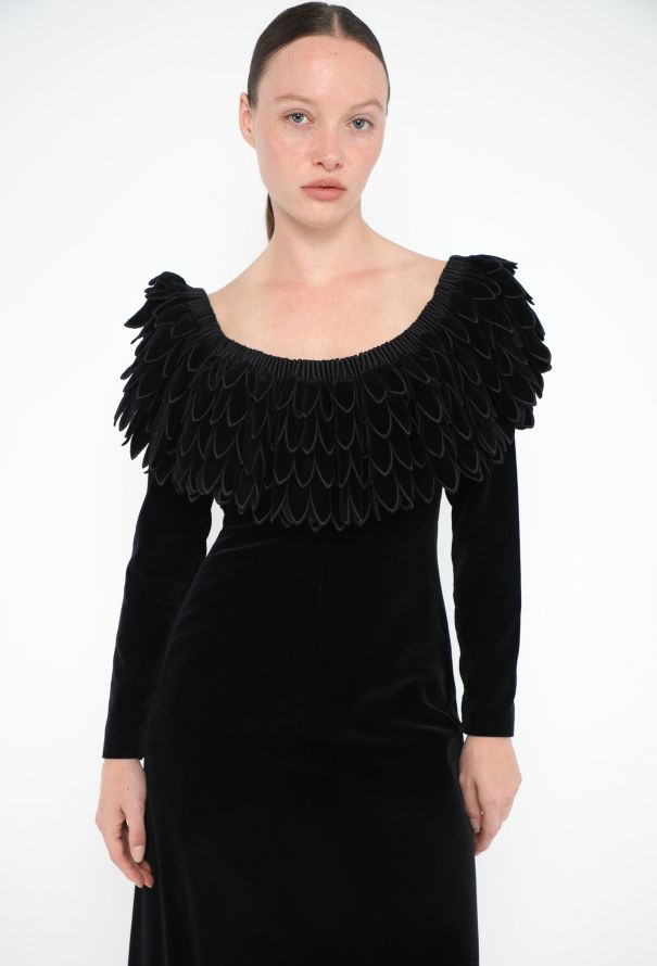 Nina Ricci Couture 1968 Velvet Petal Dress - 4