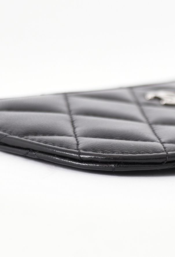 Chanel Black Classic Quilted Cardholder - 11