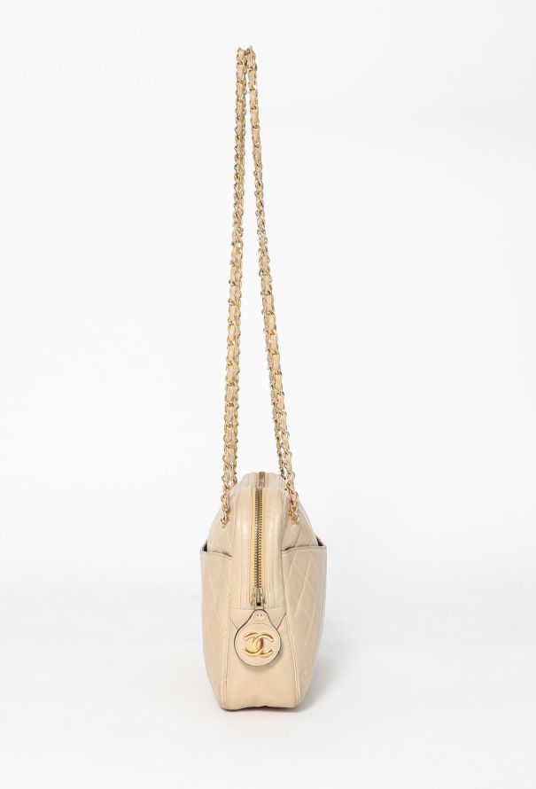 Chanel '80s Jumbo Camera Bag - 4