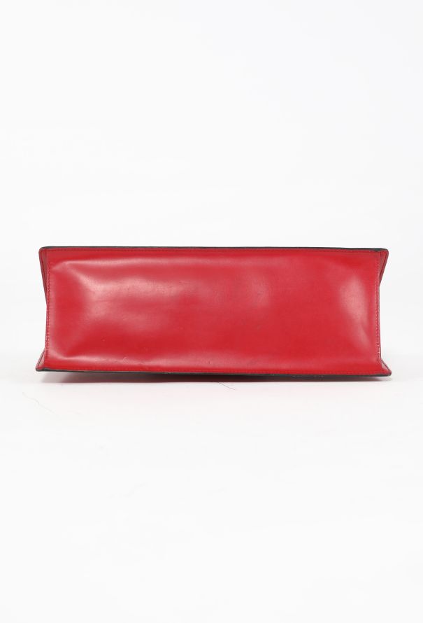 Louis Vuitton 1992 Epi Sac Triangle Bag - 6