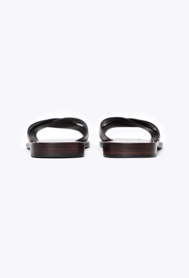 Céline Lerins Criss Cross Slides, 2025 - 4