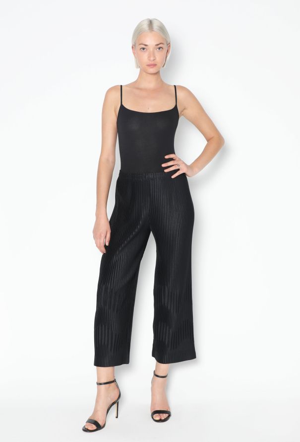 Issey Miyake Classic Pleated Cropped Pants - 3