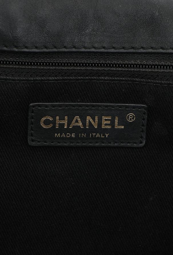Chanel Classic Quilted 2.55 Jumbo Flap Bag - 12
