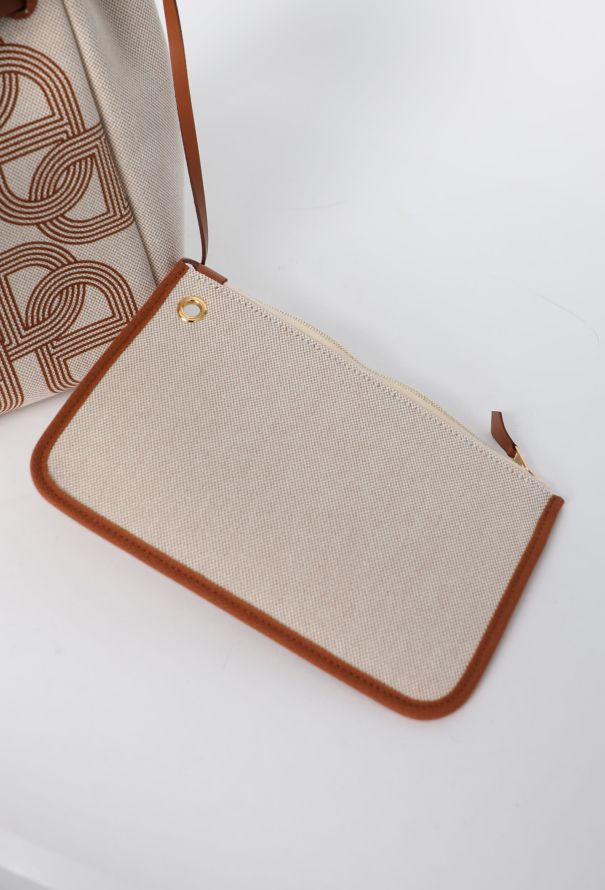 Hermès Limited Edition: Circuit 24 Toile & Vache Hunter Herbag 31 - 11