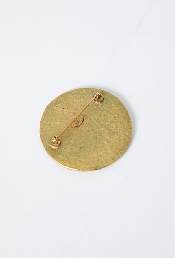 Chanel 1995 Hammered 'CC' Brooch - 4