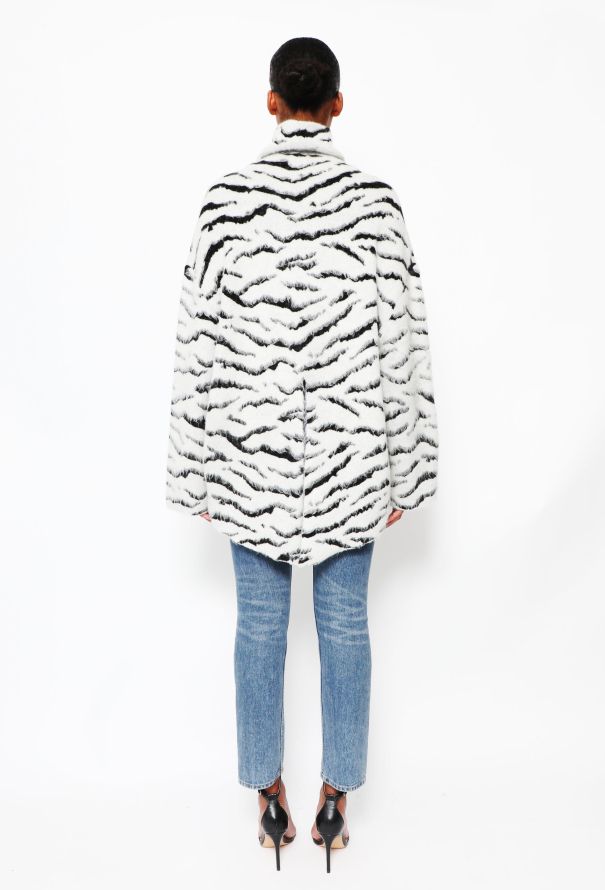 Givenchy F/W 2018 Bicolor Mohair Sweater - 4