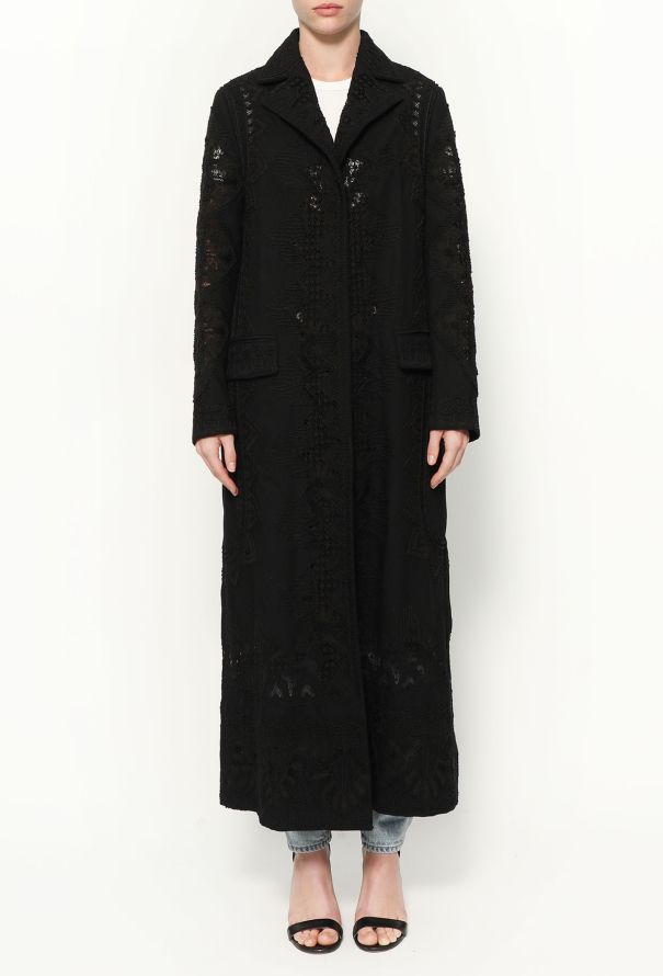 Valentino S/S 2017 Embroidered Lace Coat - 4