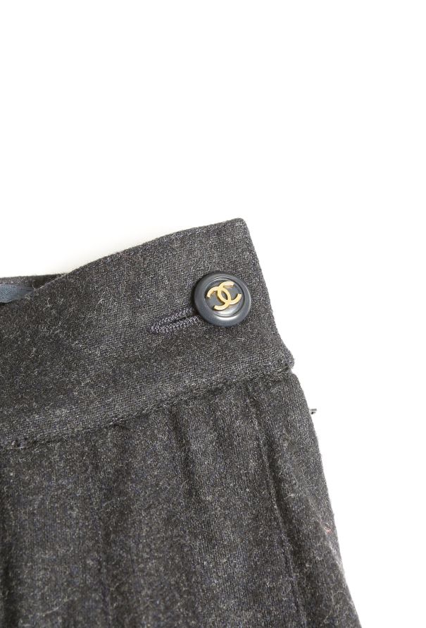 Chanel Vintage Black Pleated Skirt - 8