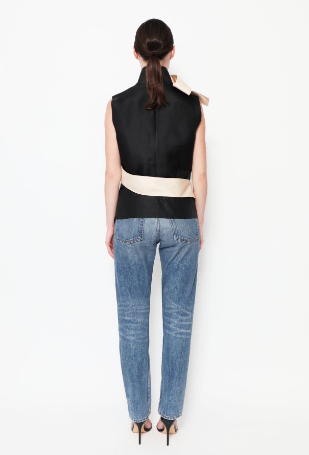Alexander McQueen Silk High-Neck Sash Top - 3