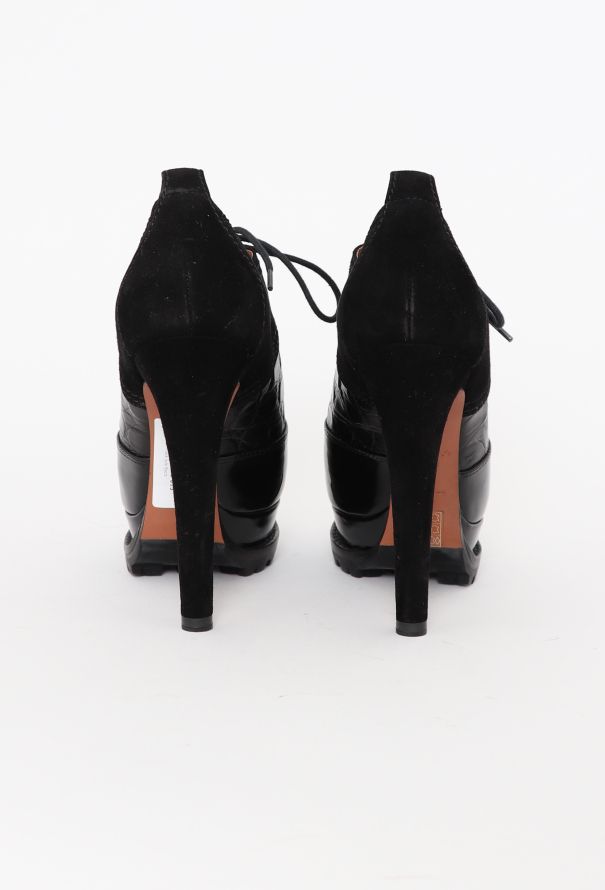 Alaïa Textured Leather Platform Boots - 4