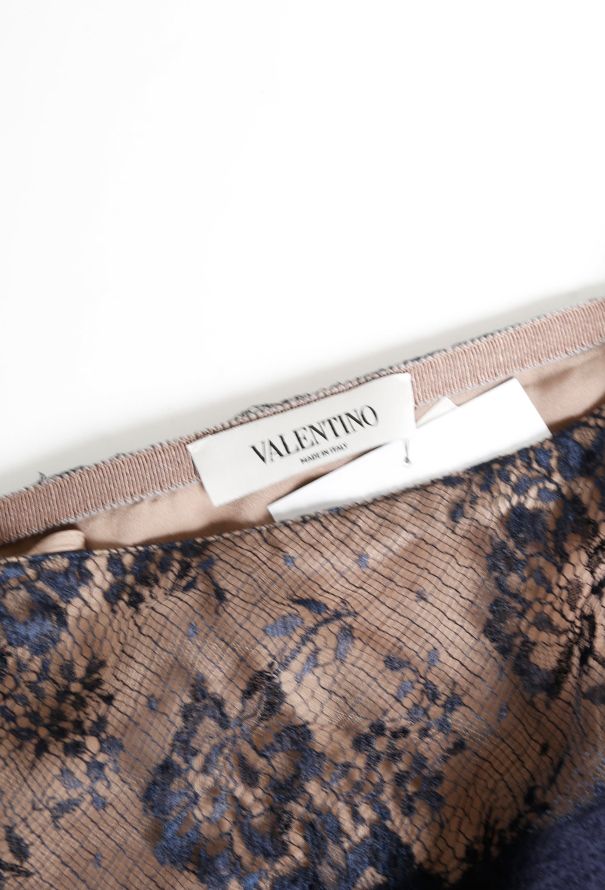 Valentino F/W 2011 Tiered Lace Skirt - 5