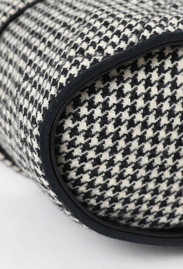 Chanel Vintage Houndstooth Vanity Case - 7