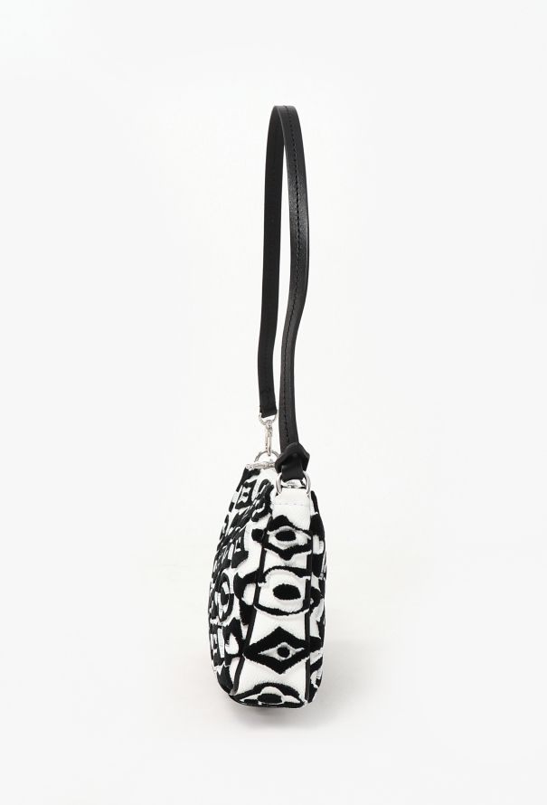 Louis Vuitton 2021 x Urs Fischer Pochette Bag - 7