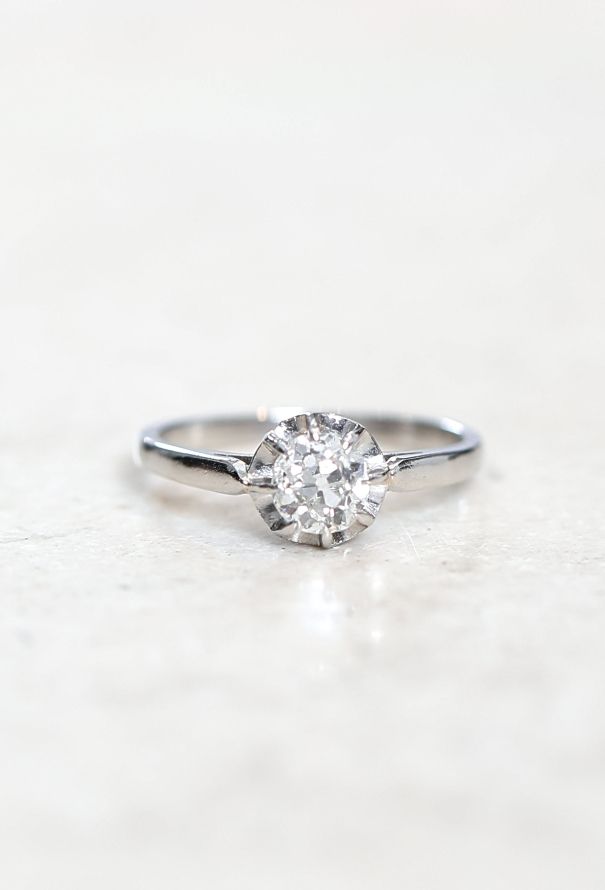 Vintage Fine Jewelry 1920s Platinum & Diamond Solitaire Ring - 2