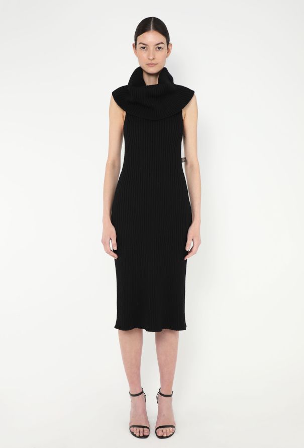 Louis Vuitton 2018 Ribbed Off-Shoulder Dress - 2