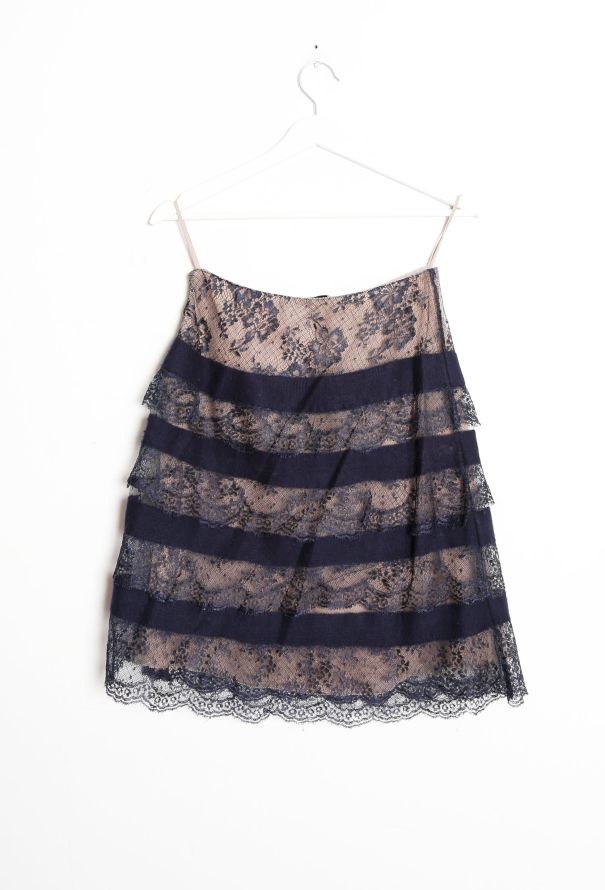 Valentino F/W 2011 Tiered Lace Skirt - 9