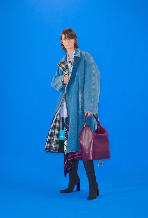 Balenciaga Resort 2019 Belted Denim Trench - 2