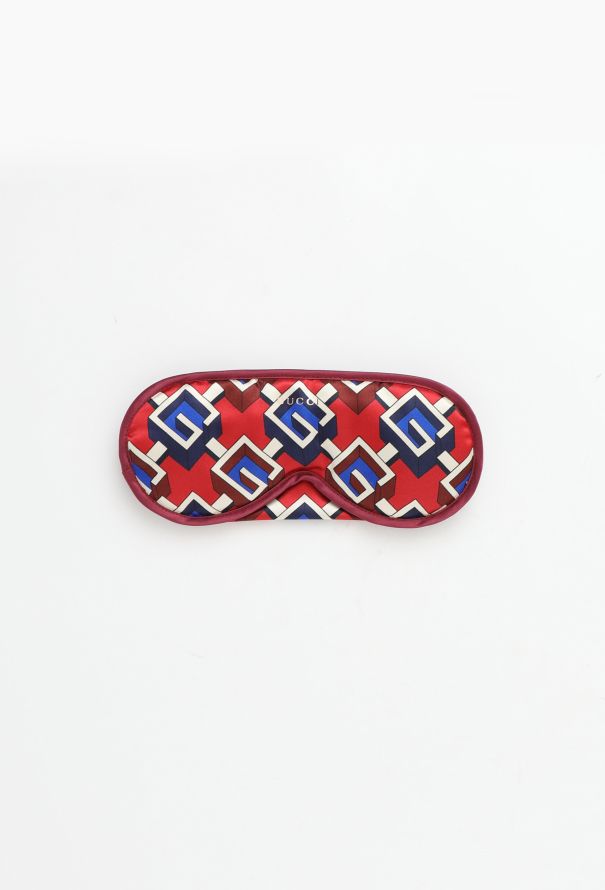Gucci 4-piece Red Silk Emblem Travel Set - 3