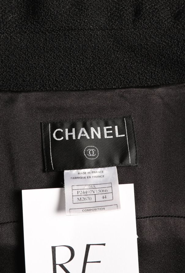 Chanel F/W 2004 Chevron Trim Bouclé Coat - 7