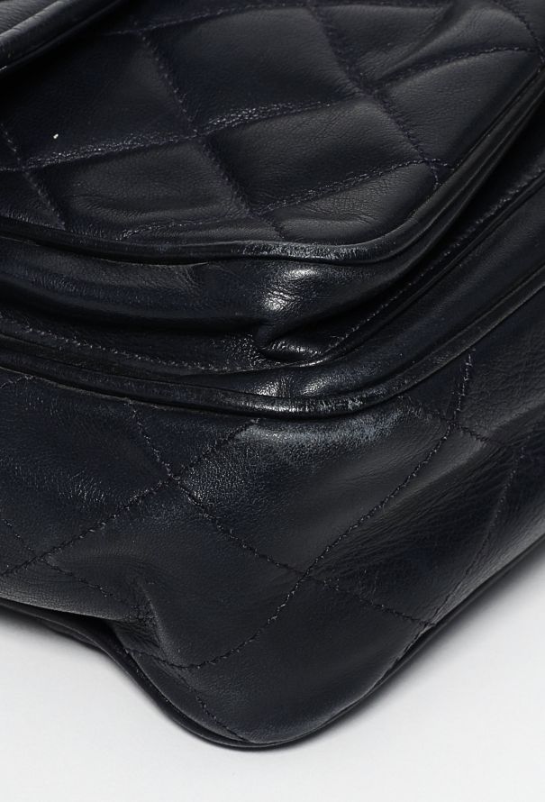Chanel '90s Quilted Shoulder Bag - 6