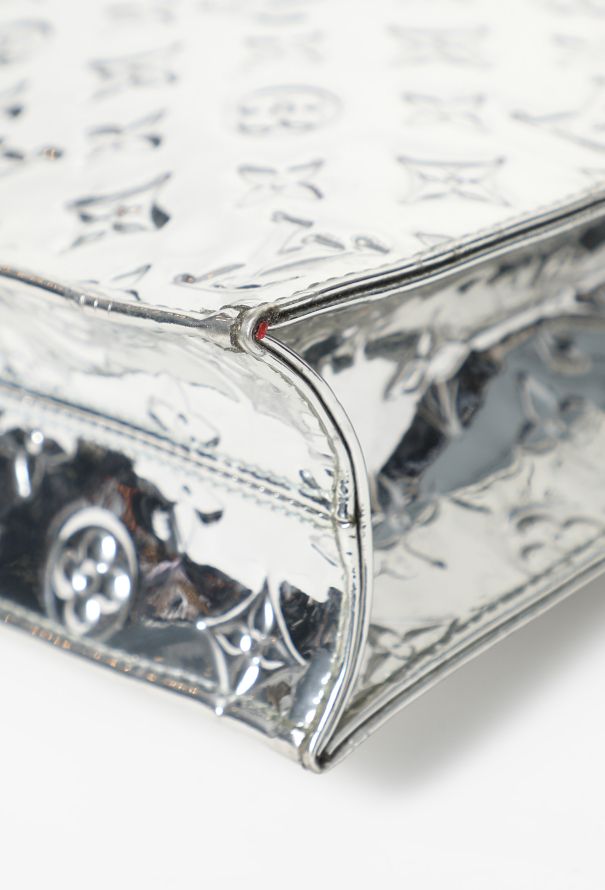 Louis Vuitton Fall 2006 Monogram Miroir Sac Plat Bag - 9