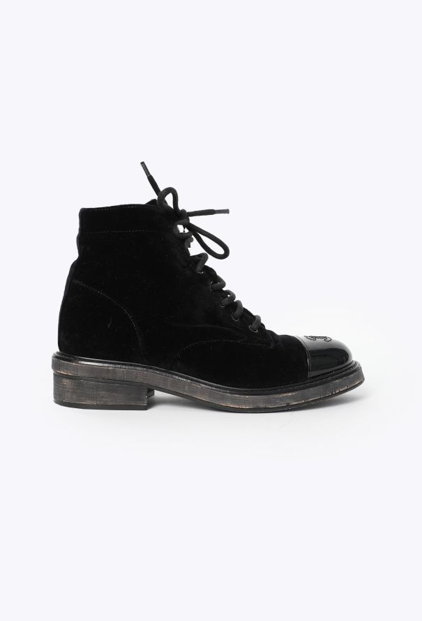Chanel 2019 Velvet 'CC' Cap-Toe Boots - 1