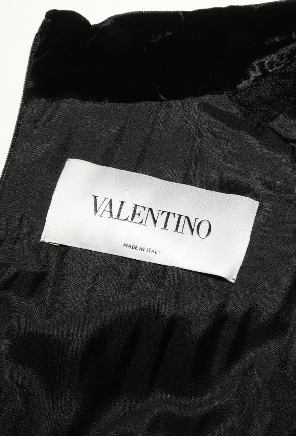 Valentino F/W 2015 Velvet Capelet Dress - 6