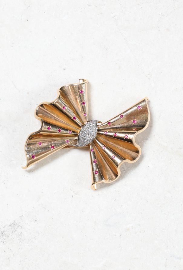 Vintage Fine Jewelry 18k Gold, Diamond and Ruby Bow Brooch - 1