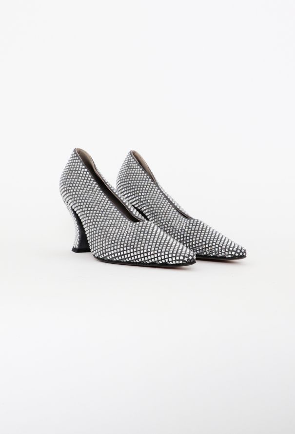 Bottega Veneta 2020 Iridescent Embellished Pumps - 2