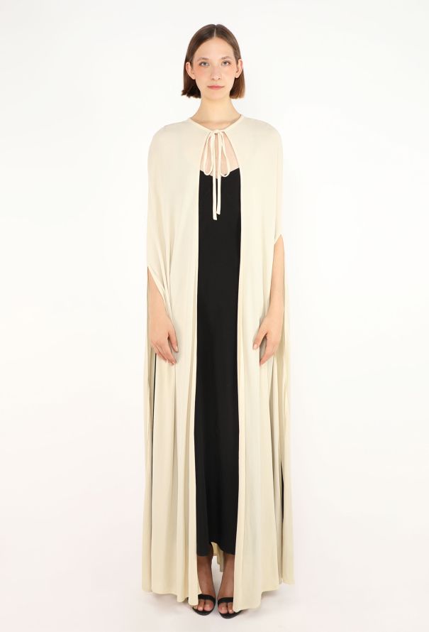 Azzaro Floor-Length Jersey Cape, 1971 - 3